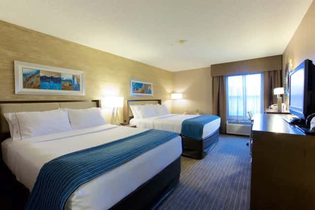 Holiday Inn Express Fargo SW - I-94 Medical Center, an IHG hotel — guest room