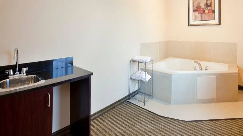 In-room hot tub at Holiday Inn Express Hotel & Suites Guthrie North Edmond in Guthrie, OK
