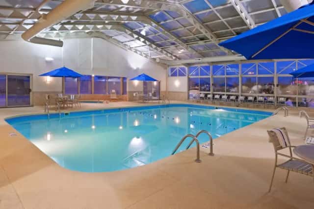 Holiday Inn Youngstown-south (boardman) By IHG — guest room