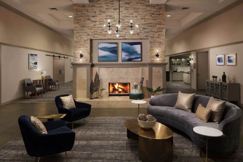 Homewood Suites by Hilton Lubbock — lobby