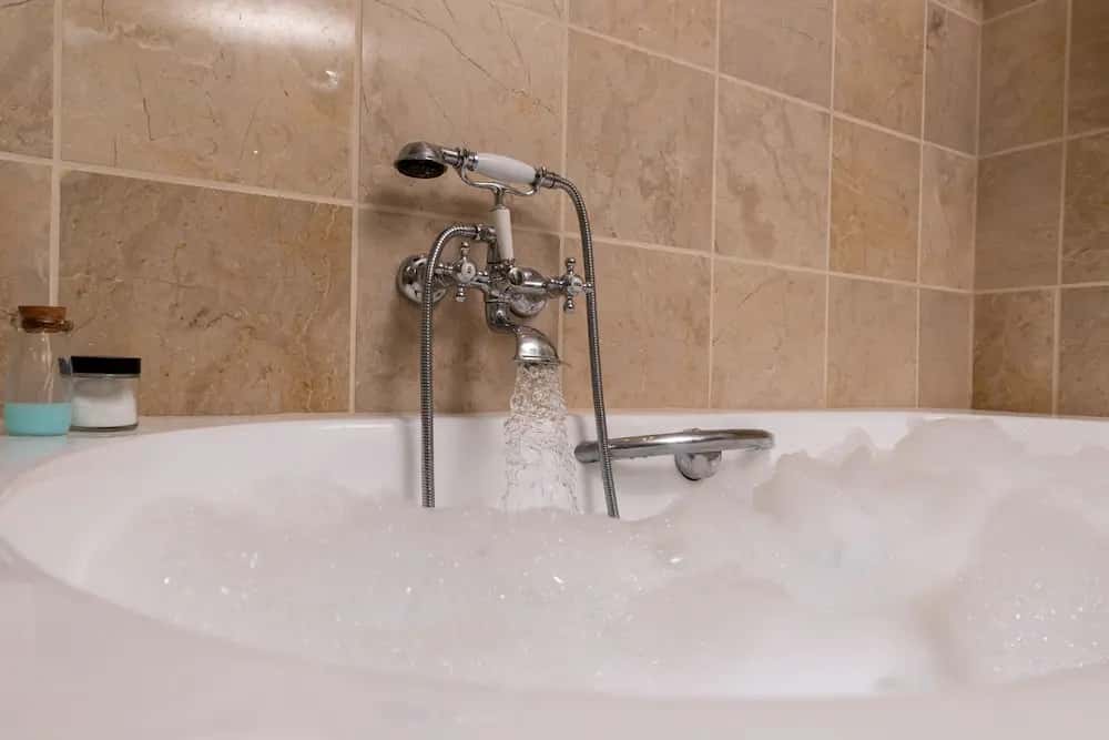 Private in-room jacuzzi tub in the Superior Room, 1 Queen Bed, Balcony at Hotel Teatro
