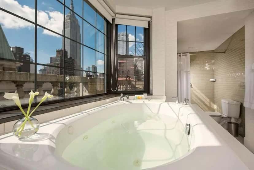 In-room hot tub at Iberostar 70 Park Avenue in New York City, NY