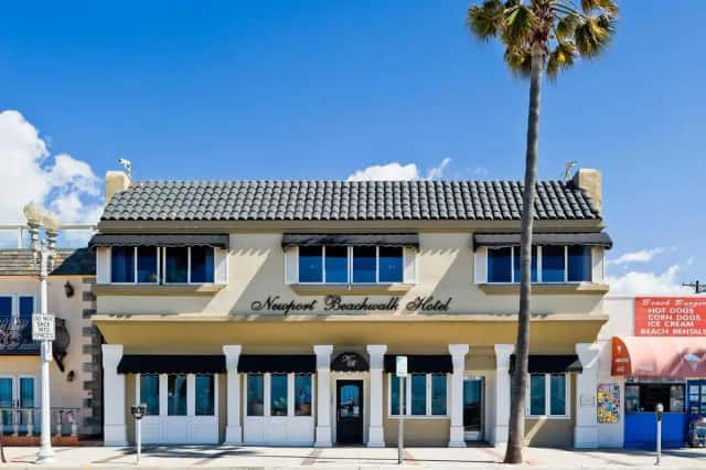 Inn at Nye Beach — guest room