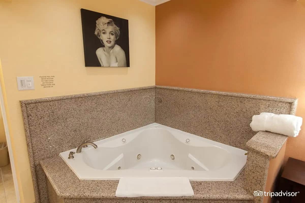 Inn by the sfo hotel photo 1 in South San Francisco, California