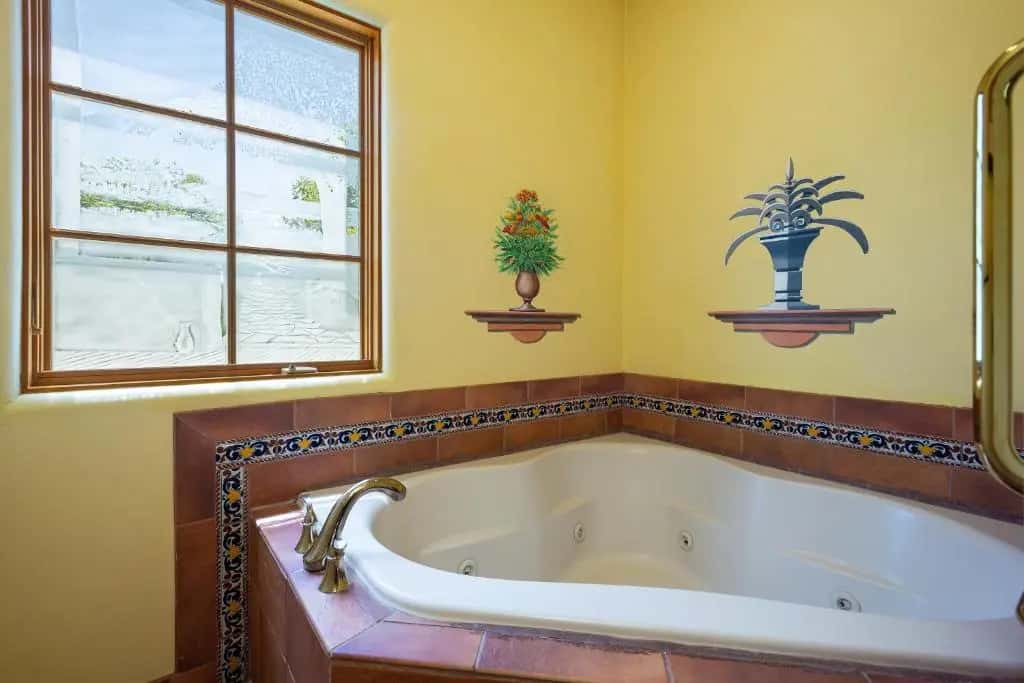 Private in-room jacuzzi tub in the Superior King Room at Inn on La Loma Plaza