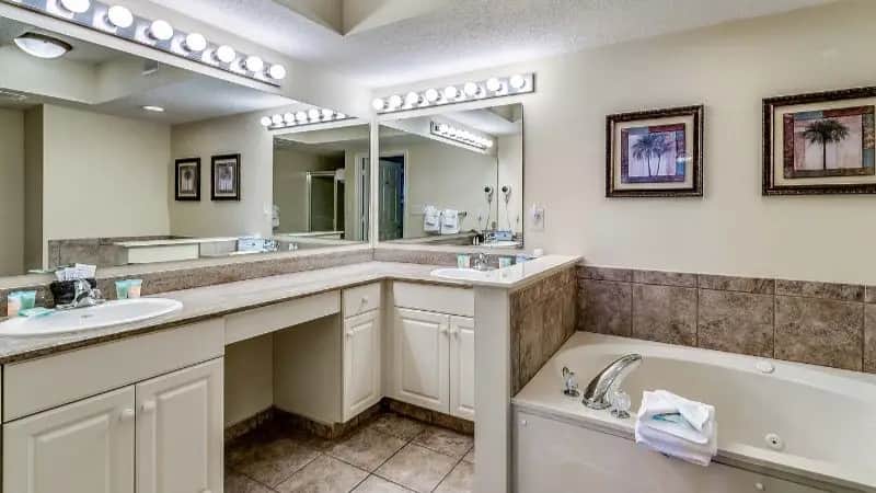 Island Vista Oceanfront Resort — view