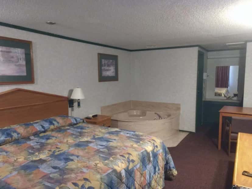 In-room hot tub at Kensington Inn in Howell, MI