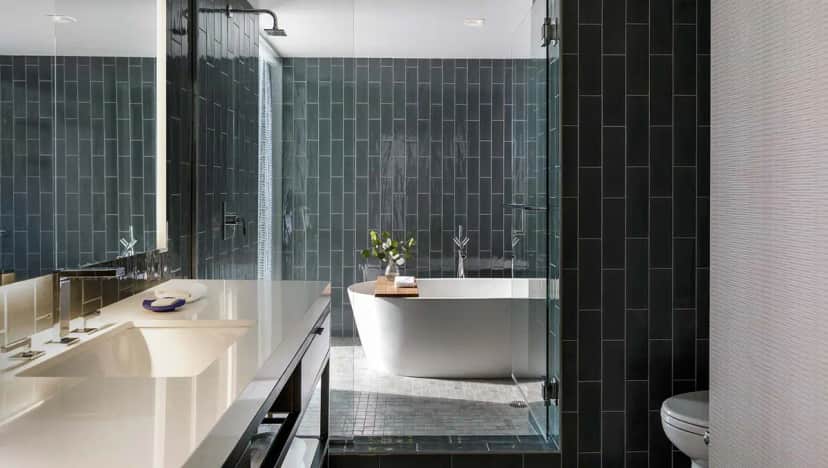 Kimpton Rowan Palm Springs Hotel Deep soaking bathtub