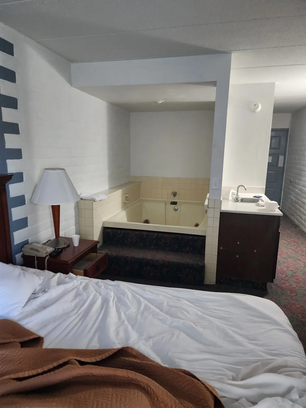 Private in-room jacuzzi at Knights Inn Dayton at Poe Ave