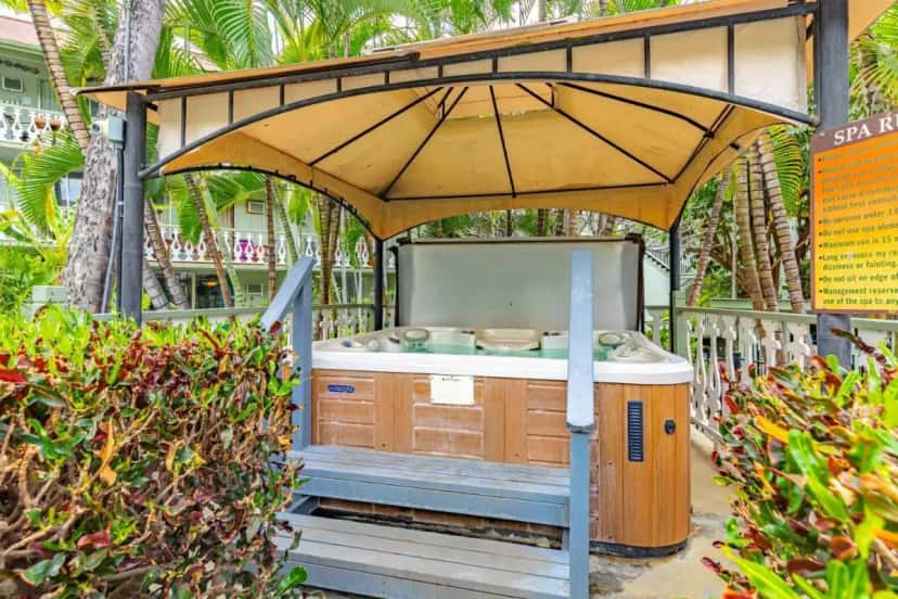 Shared outdoor hot tub at Kona Islander Inn - Prime Downtown Location with Hot Tub, Pool & Beach in Holualoa, HI