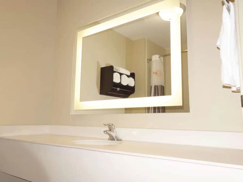 Deep soaking bathtub at La Quinta Inn & Suites by Wyndham Corpus Christi Northwest