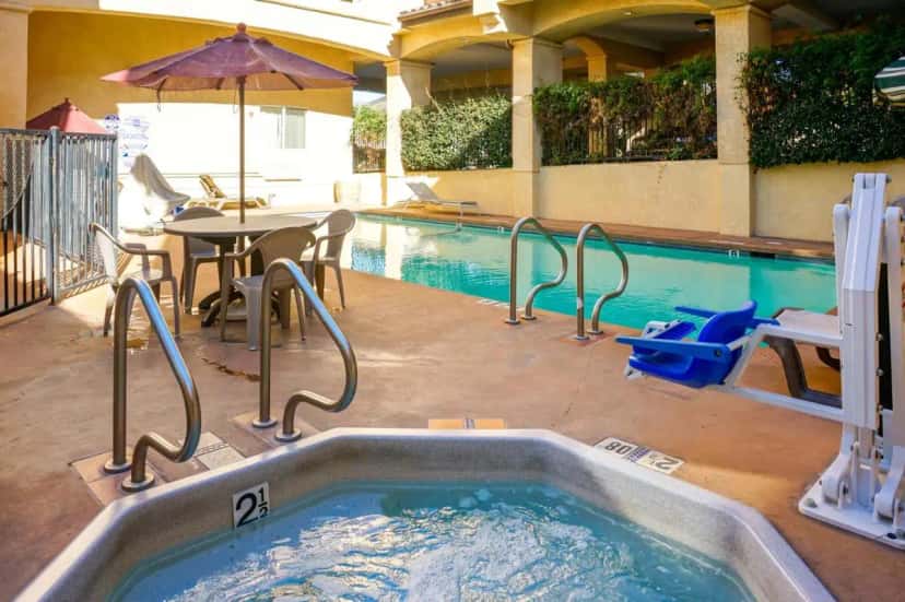 In-room hot tub at Lamplighter Inn & Suites in San Luis Obispo, CA