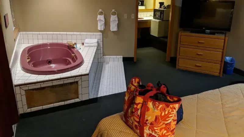 In-room hot tub at Lamplighter Inn & Suites in San Luis Obispo, CA