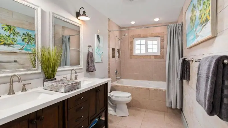 Latitude 26 Waterfront Boutique Resort hotel photo 1 in Bonita Springs, Florida