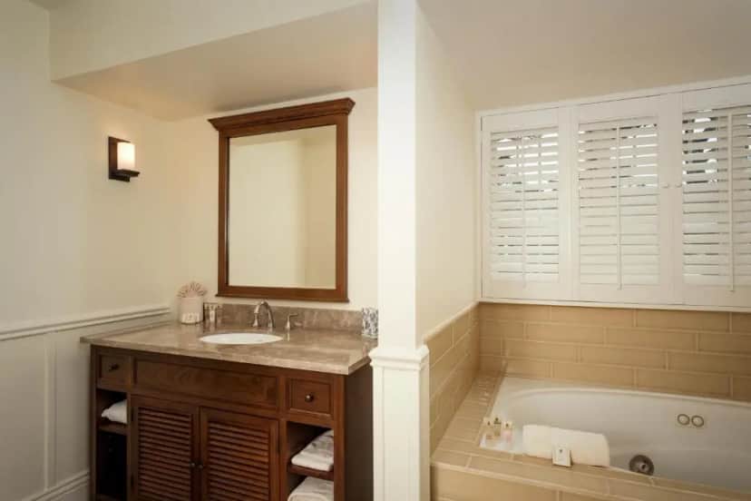 Private in-room jacuzzi tub in the Cottage Junior at Lighthouse Lodge & Cottages