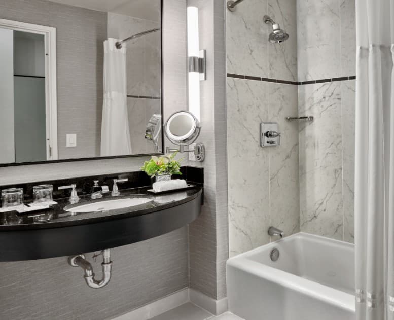 Loews Philadelphia Hotel