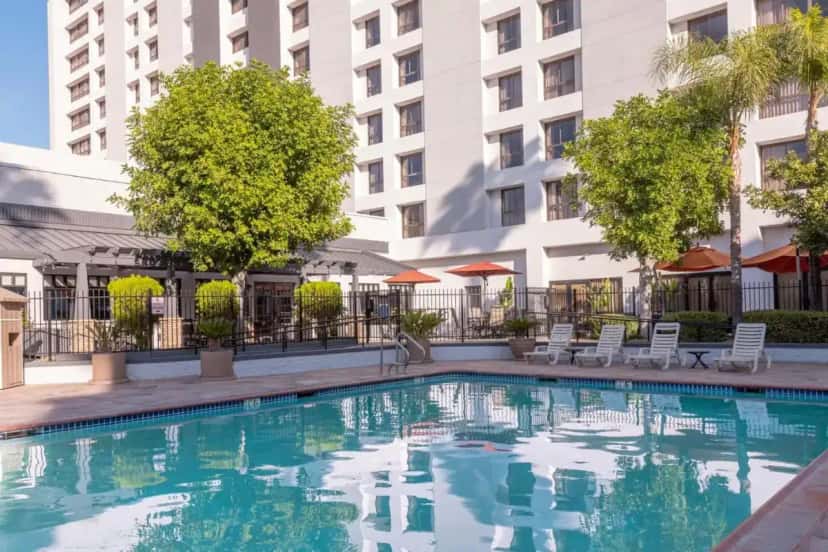 In-room hot tub at Marriott Riverside at the Convention Center in Riverside, CA