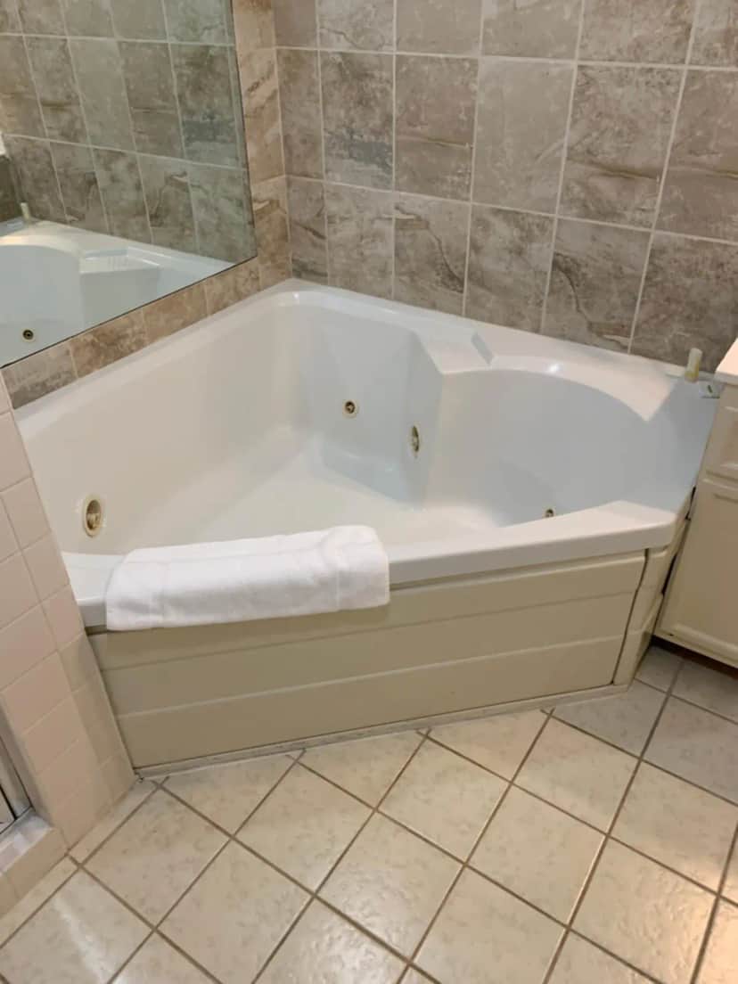 Private in-room jacuzzi tub in the Suite with Spa Bath at McCoy’s Inn