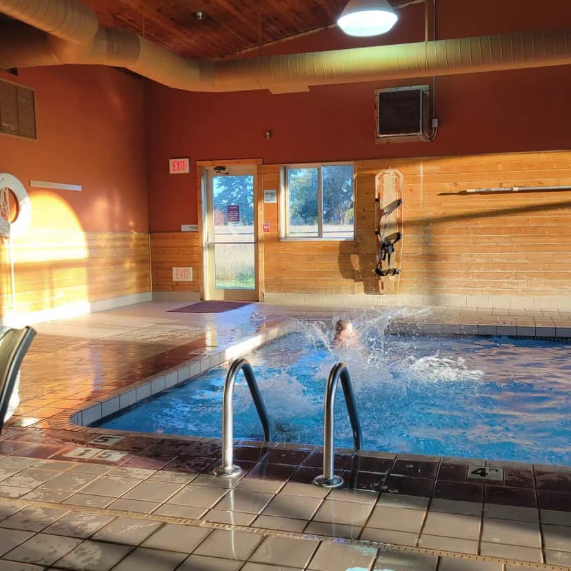 Shared indoor hot tub at Miles City Hotel & Suites