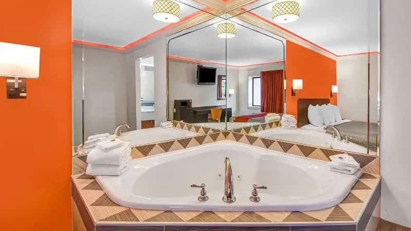 In-room hot tub at Motel 6 Norcross in Norcross, GA