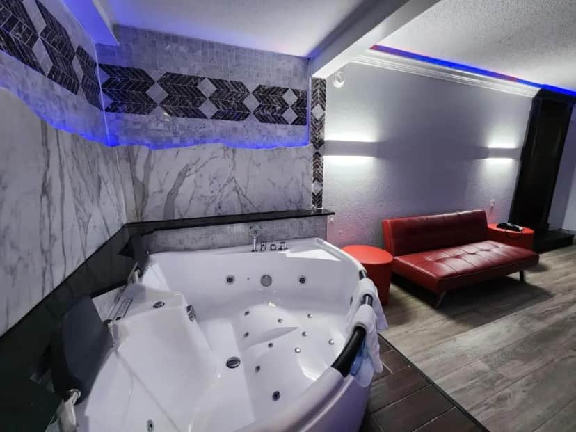 Private in-room jacuzzi in the King Room with Spa Bath - Smoking at Motel 6 North Little Rock