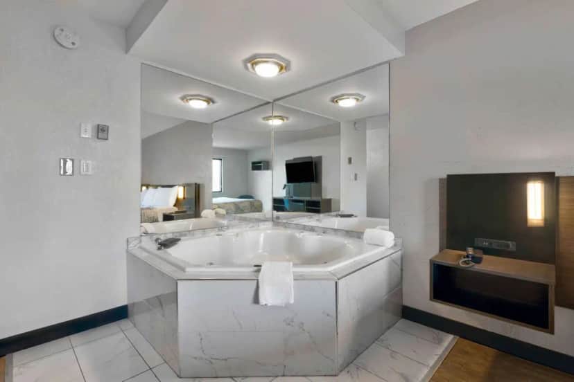 Private in-room jacuzzi at Motel 6 Oak Creek Wi