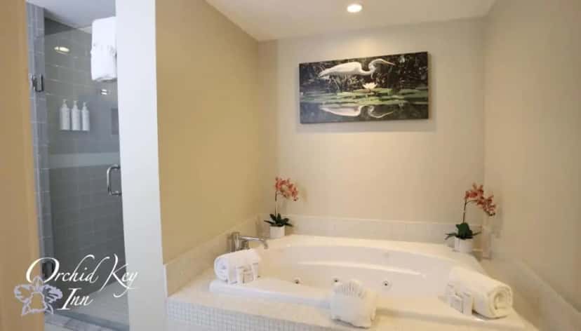 In-room jacuzzi tub at Orchid Key Inn in Key West, FL