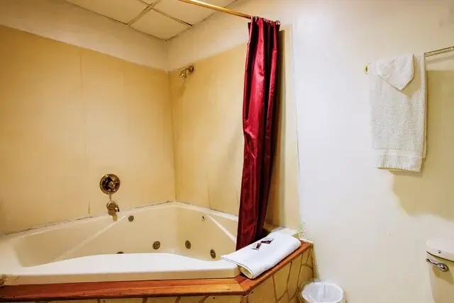 OYO Hotel Chapmanville Inn, WV – Hwy 119 hotel photo 1 in Chapmanville, West Virginia