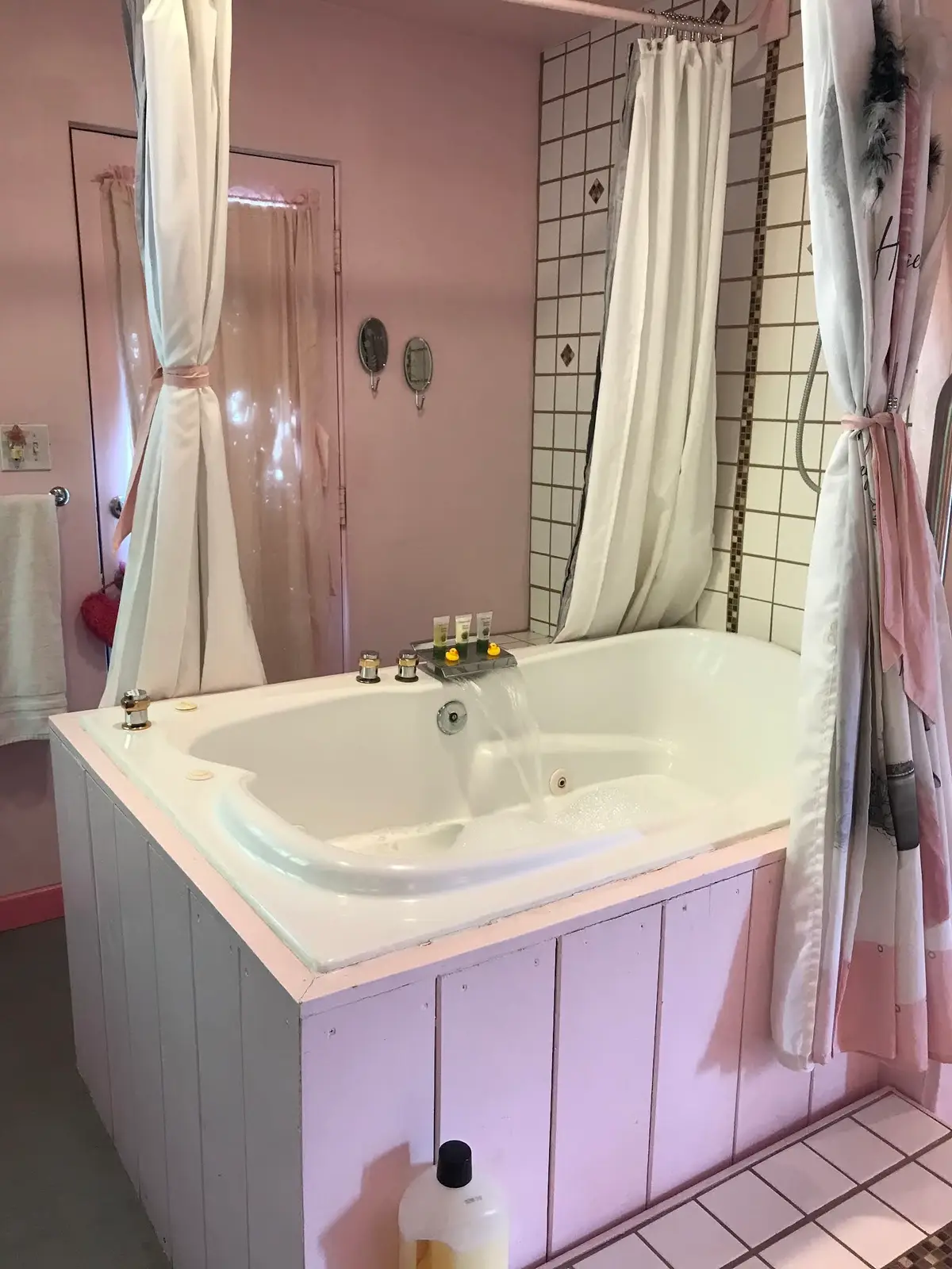 Private in-room jacuzzi tub at Palm Springs Rendezvous