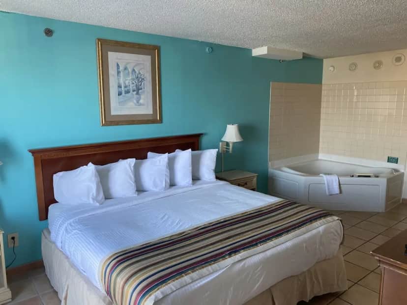 Private in-room jacuzzi tub in the Standard Room, 1 King Bed with Sofa bed, Partial Ocean View at Paradise Plaza Inn