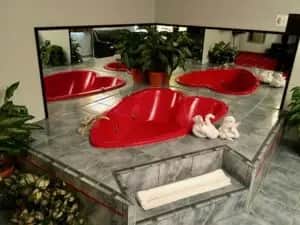 Shared indoor hot tub at Patuxent Inn Motel