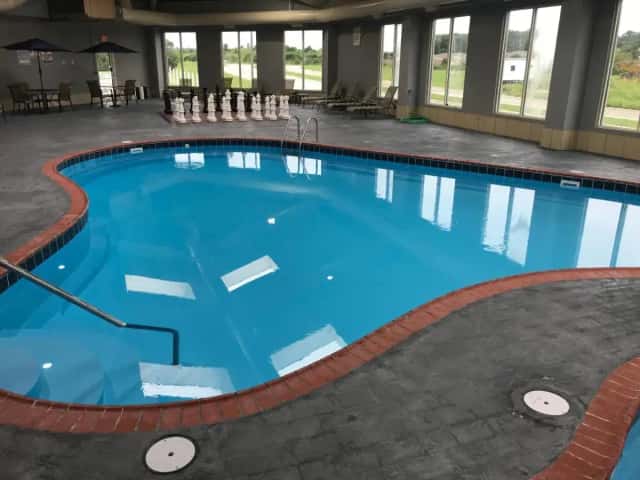 Quality Inn And Conference Center — guest room