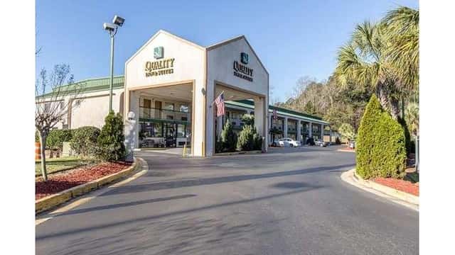 Quality Inn & Suites — guest room