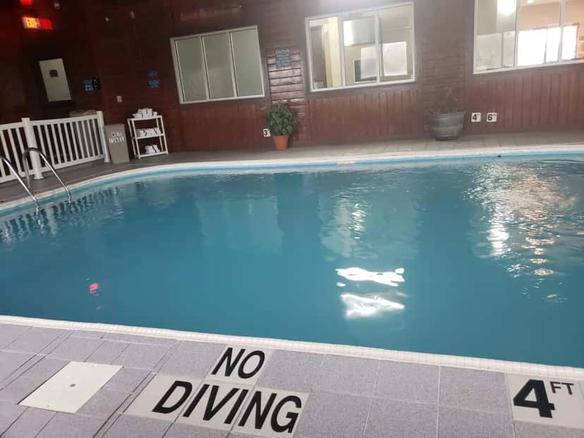 In-room hot tub at Quality Inn & Suites in Danville, IL