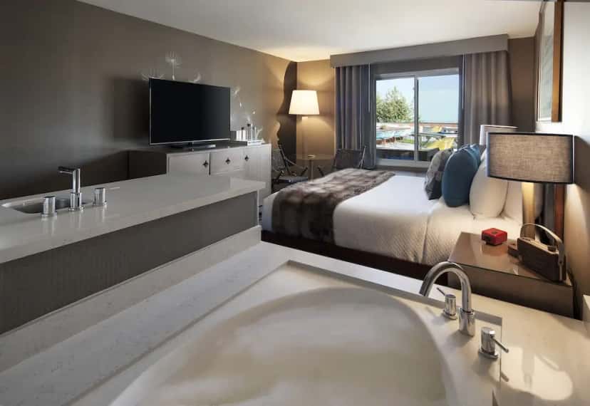 In-room hot tub at Hotel Hermosa in Hermosa Beach, CA