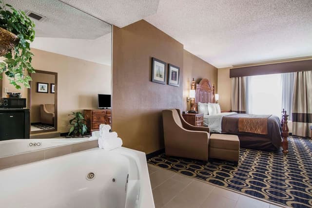 Private in-room hot tub