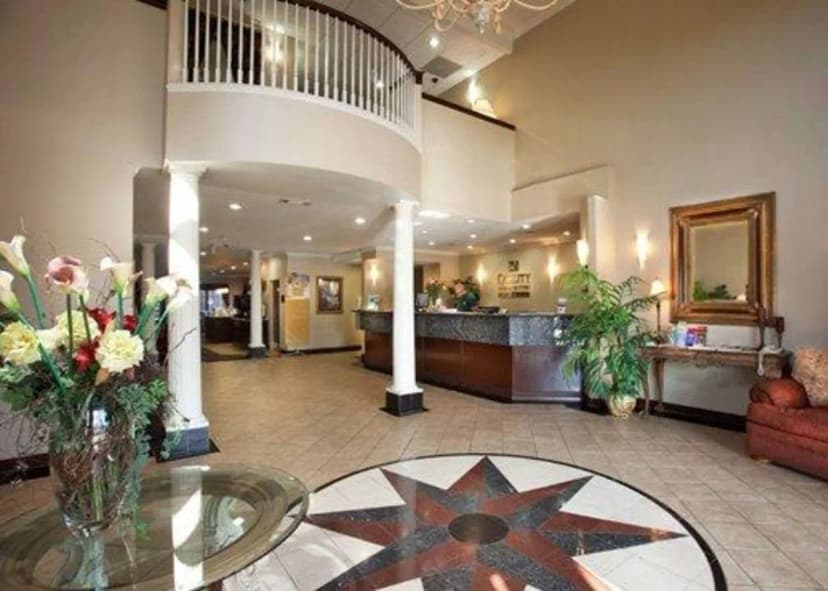 Hotels in Waco with a jacuzzi in the room