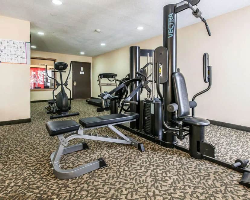 Quality Inn & Suites Shelbyville I-74 hotel photo 1 in Shelbyville, Indiana