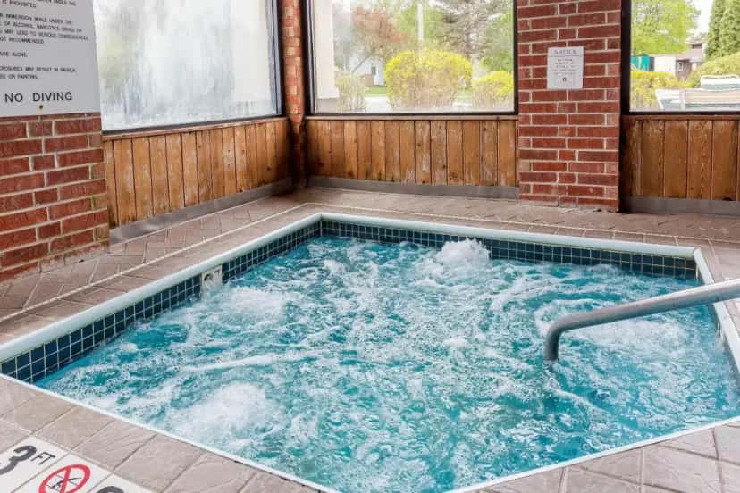 In-room hot tub at Quality Inn Sycamore - DeKalb in Sycamore, IL