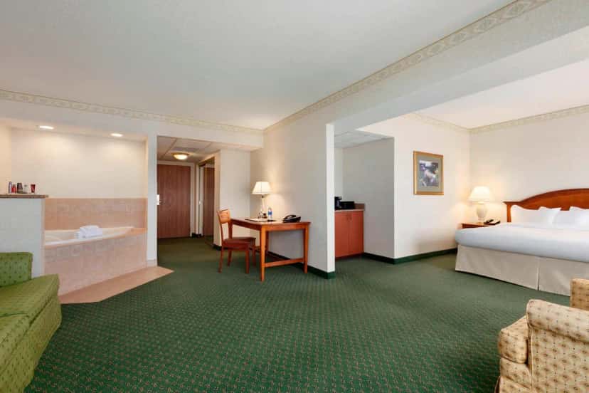 In-room hot tub at Radisson Hotel Cedar Rapids in Cedar Rapids, IA