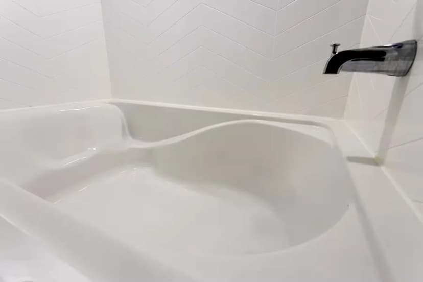 Hotels with jacuzzi in room in Parsippany