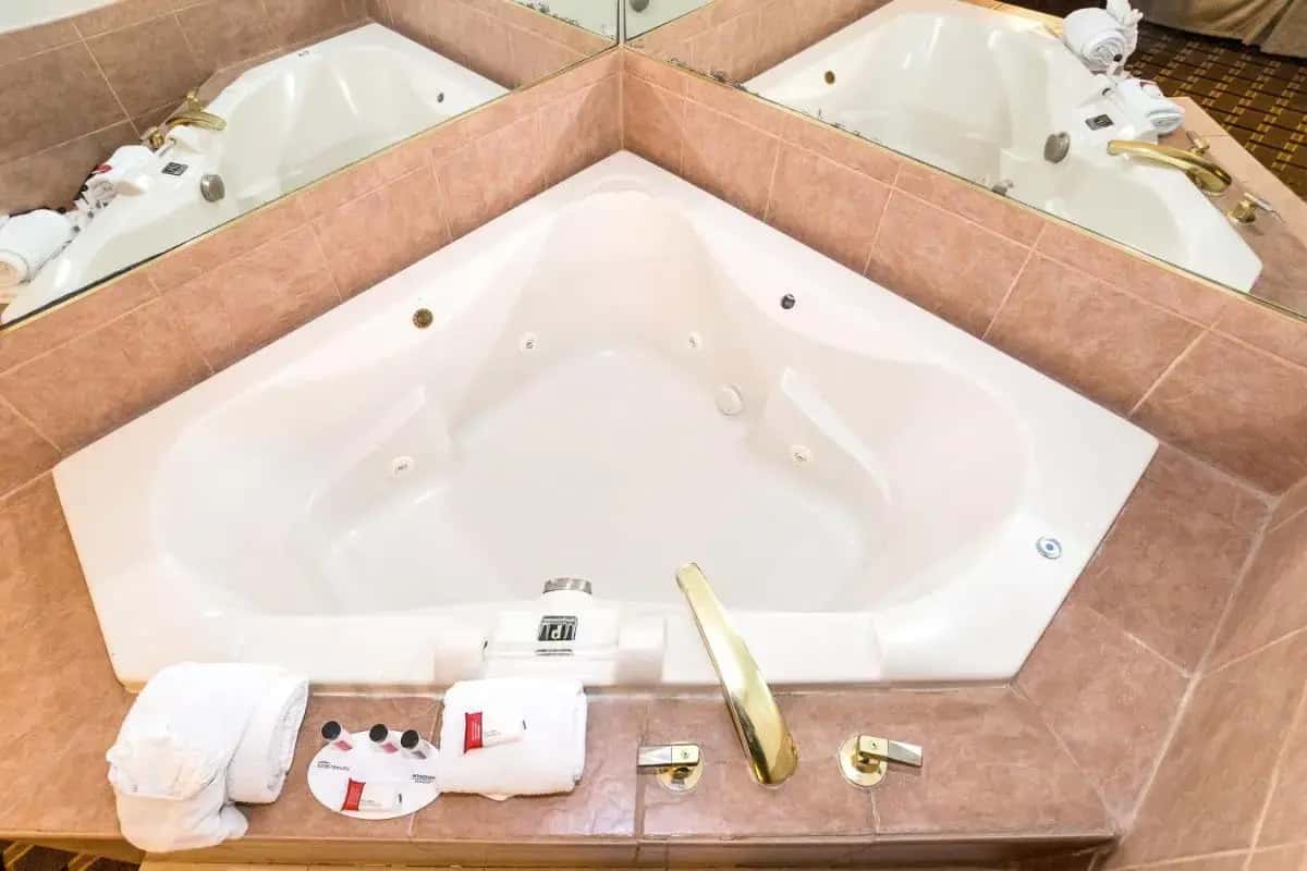 In-room hot tub at Ramada by Wyndham Plymouth Hotel & Conference Center in Plymouth, IN