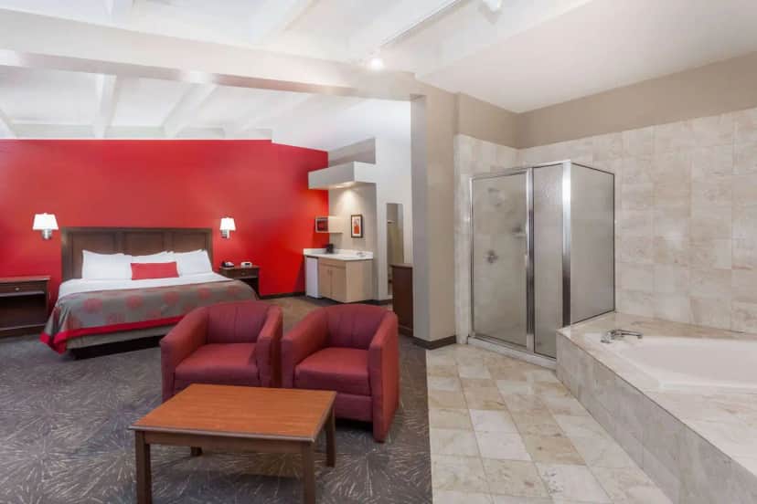 Deep soaking bathtub at Ramada Hotel & Conference Center by Wyndham Hammond