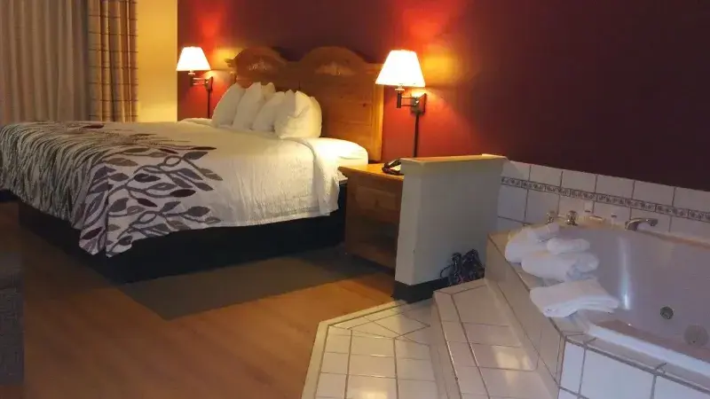 In-room hot tub at Red Roof Inn & Suites Stafford, Va in Stafford, VA