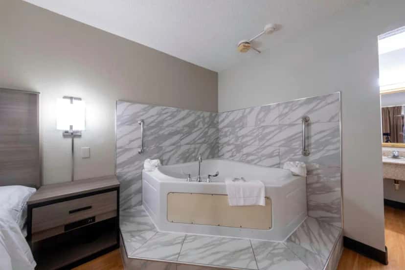 In-room hot tub at Red Roof Inn Charlottesville in Charlottesville, VA