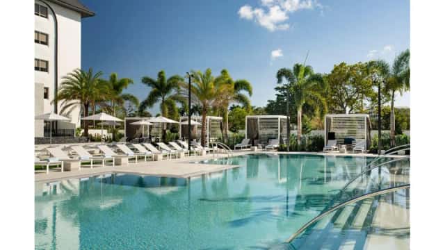 Renaissance Boca Raton Hotel — guest room