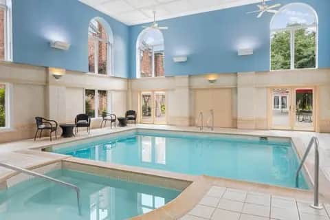 Residence Inn West Orange — pool