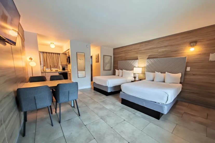 Hotels in Fort Lauderdale with a jacuzzi in the room