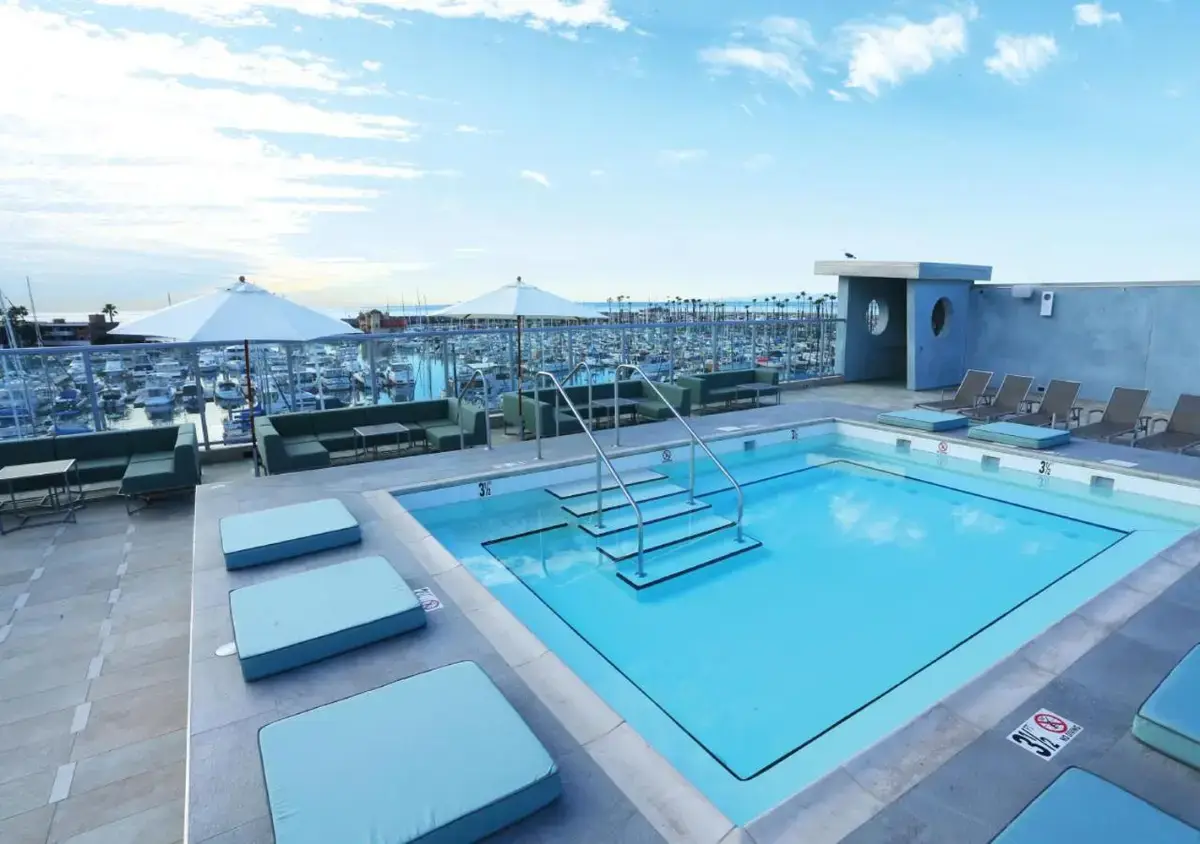 a swimming pool on the roof of a building at Shade Hotel Redondo Beach in Redondo Beach
