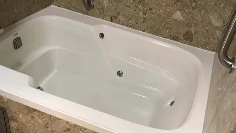 In-room hot tub at Sheraton Suites Akron Cuyahoga Falls in Cuyahoga Falls, OH